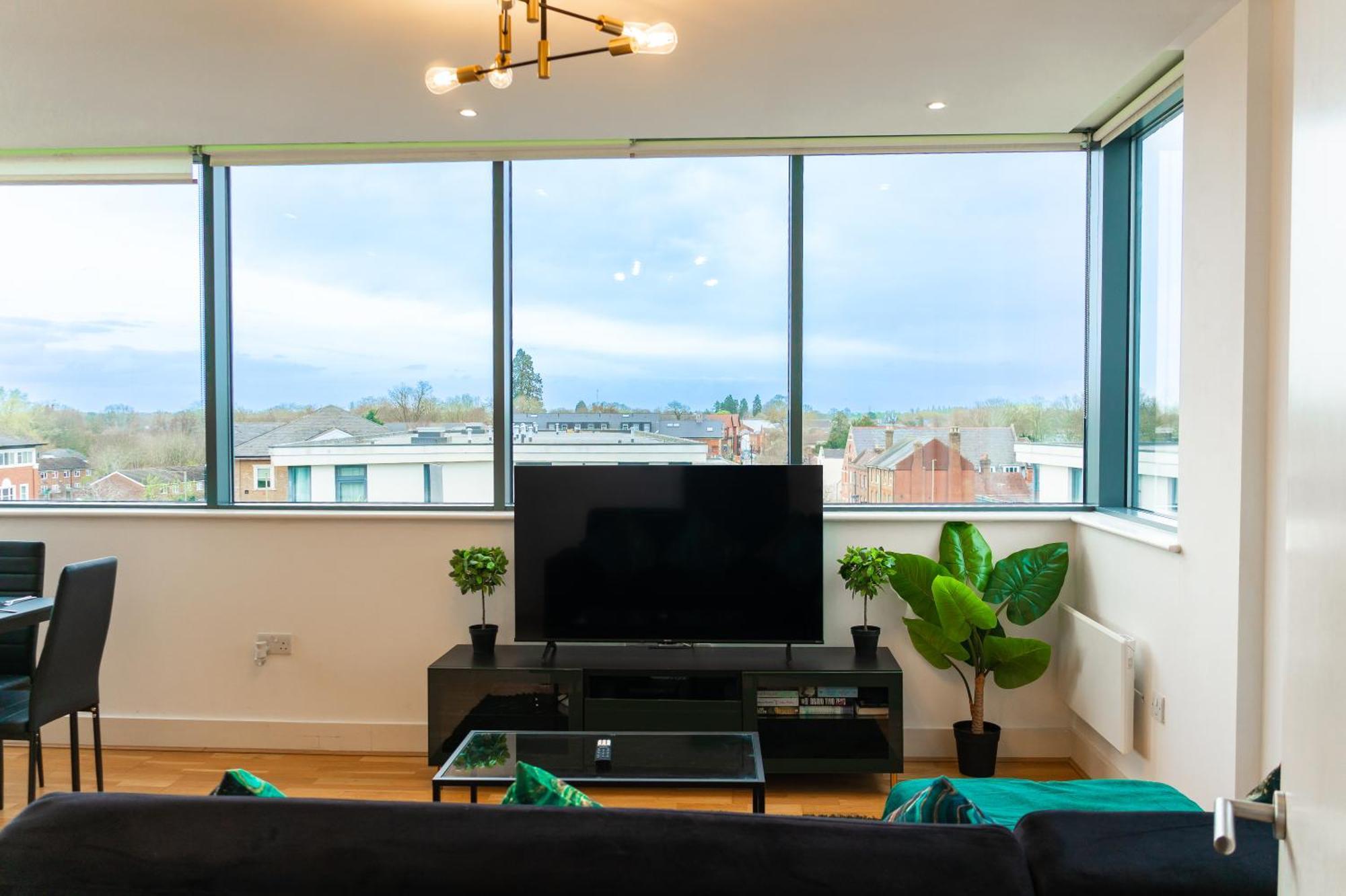 The Regency Suite - Modern 2-Bed 1-Bath Apartment Chertsey Extérieur photo